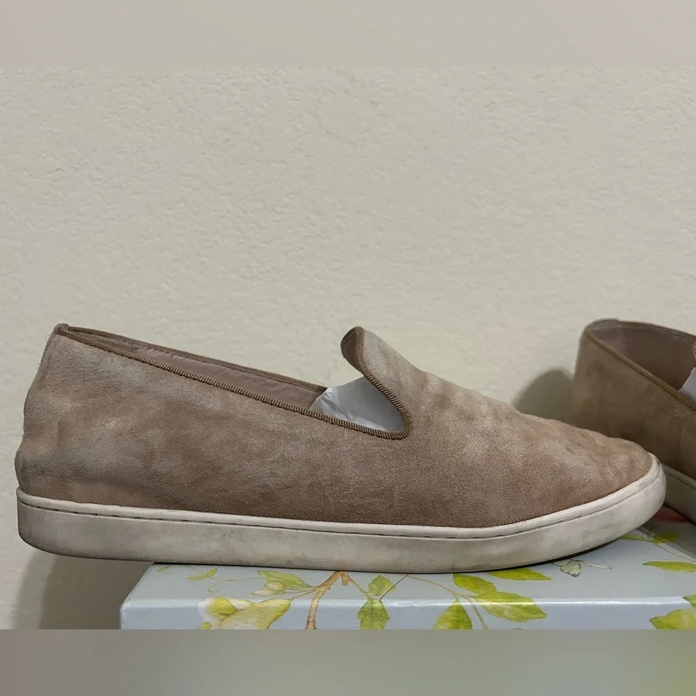 BIRDIES The Swift Classic Shell Suede Slip On Sneaker Beige Tan Loafer Size 9.5